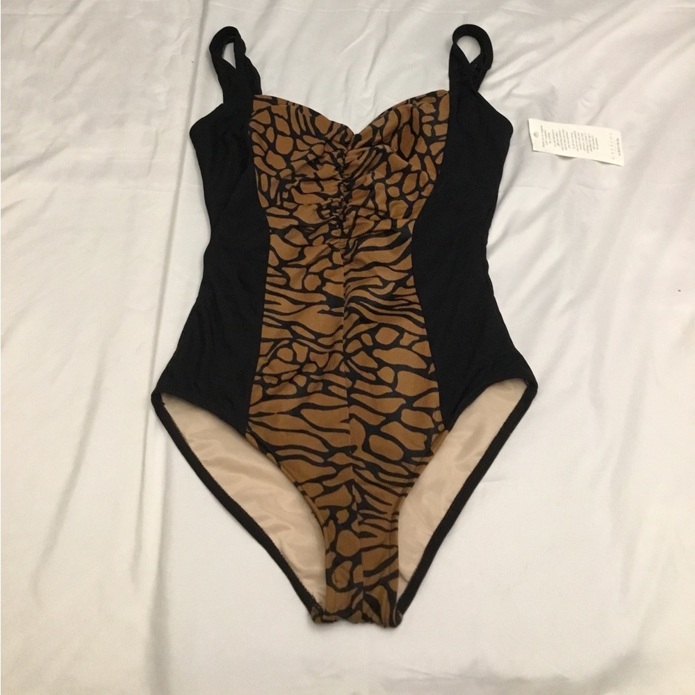 CAROL WIOR one Piece swimsuit.